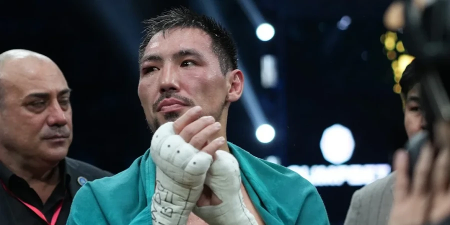 Чемпион двух организаций профи бокса стал жертвой грязных игр в стиле Мейвезера?