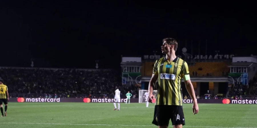 «Қайраттың» негізгі қорғаушысы жарақат алды