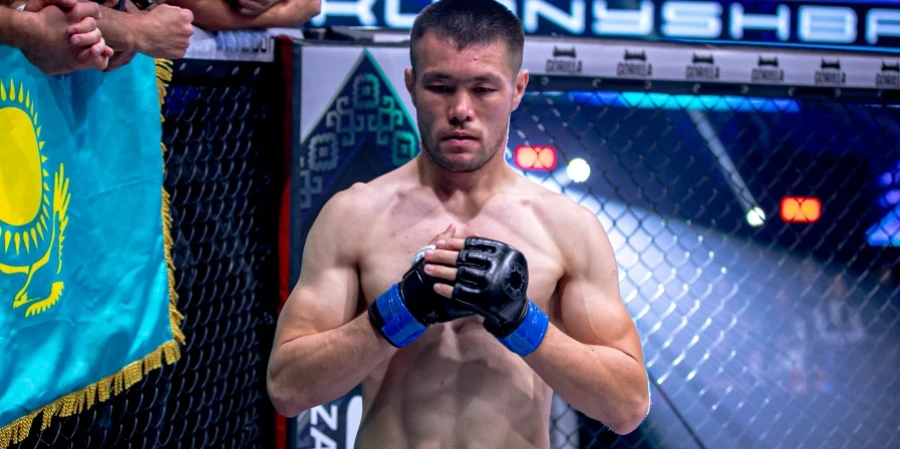 Бауыржан Қуанышбаев OCTAGON лигасының чемпиондық белбеуін қорғап қалды