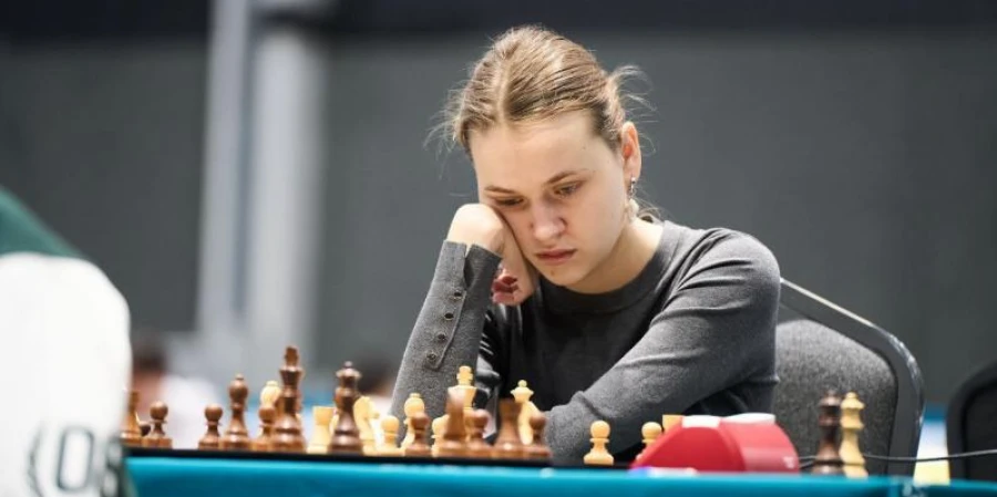 19 жастағы Ксения Балабаева шахматтан өткен әлем чемпионында топ жарды