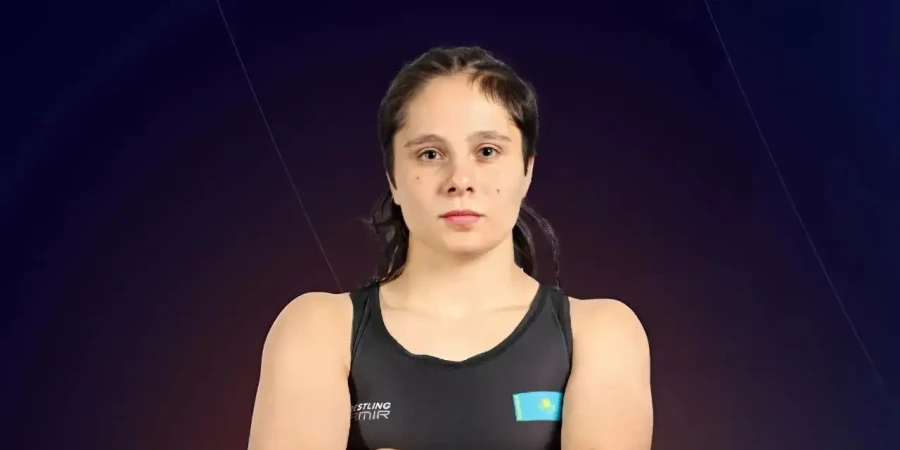 Анна Стратан әлем чемпионатының 1/2 финалында норвегиялық балуаннан ұтылды