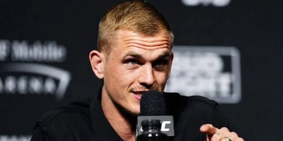 Гэрри заявил о полном превосходстве над Махачевым перед UFC 330