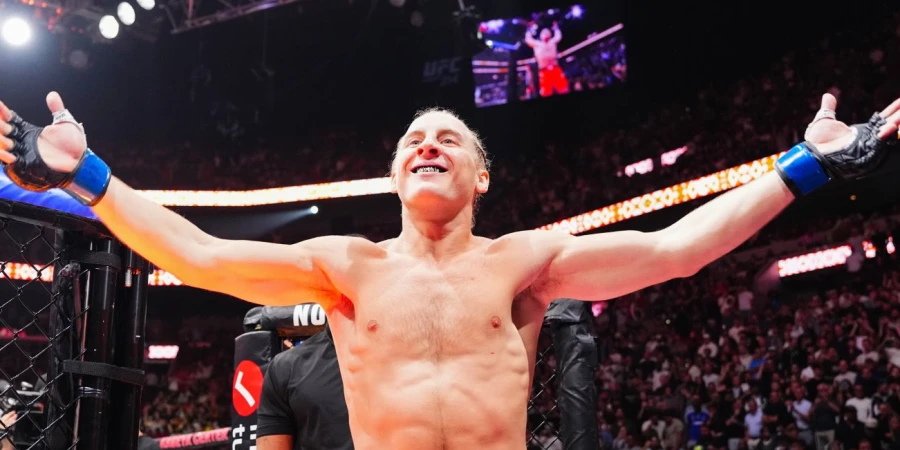 Скандалист из UFC сообщил о своем возвращении