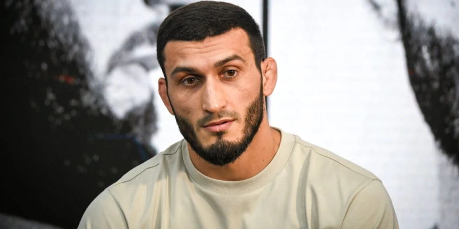В UFC приняли решение по дебюту россиянина. Подробности