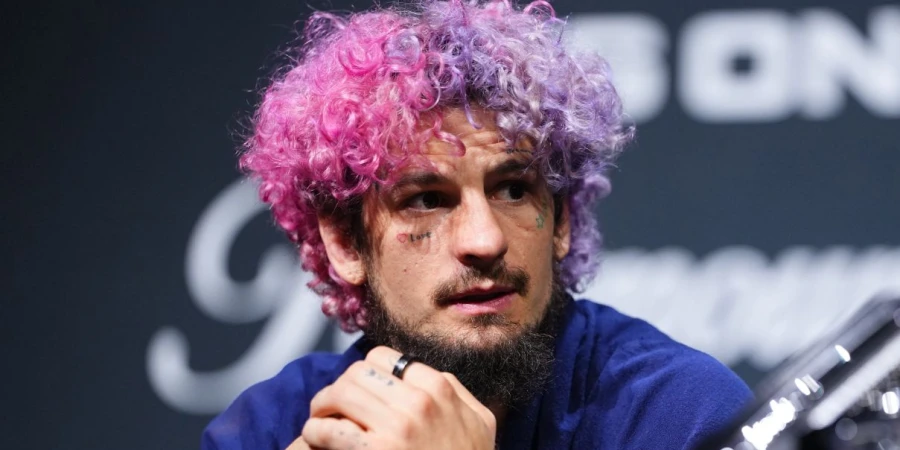 Топовый боец жестко раскритиковал форму для турнира UFC Freedom 250