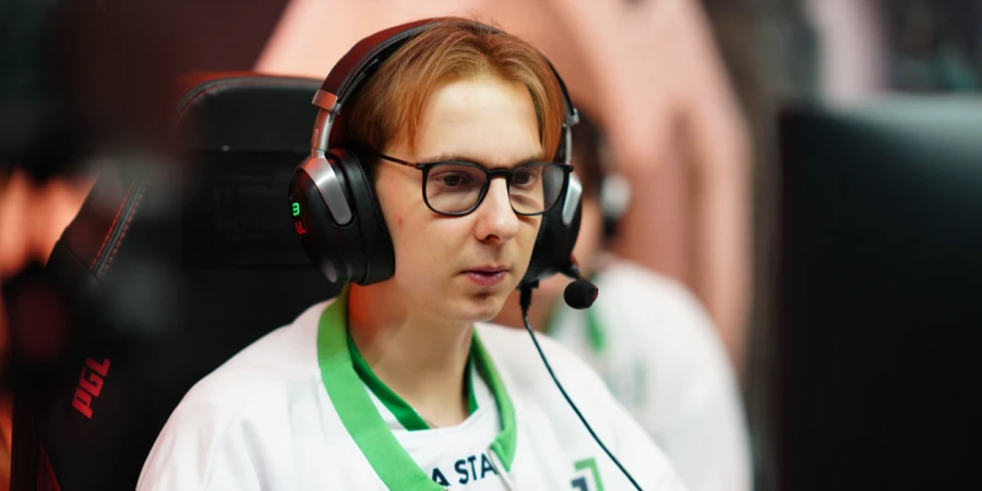 «Перевороты, рефрешеры, байбеки...». Panto о встрече Team Spirit — Xtreme Gaming