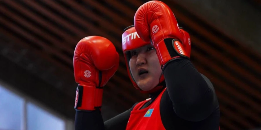 Дина Исламбекова вышла в финал чемпионата Азии. ВИДЕО