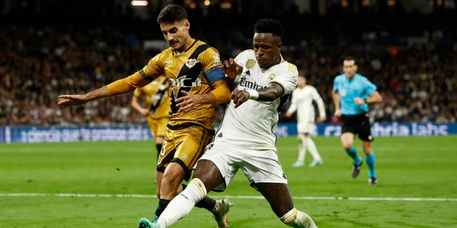 «Реал» (Мадрид) — «Райо Вальекано»: столичное дерби на просторах Примеры