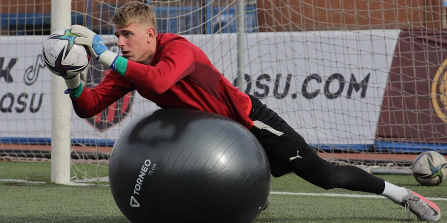 «Аксудың» бұрынғы қақпашысы грекиялық клубқа ауысты