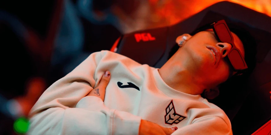 Vintage объяснил замену Parker на DreamLeague Season 28