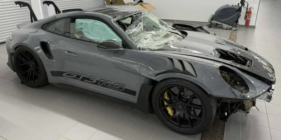 Ropz выставил на продажу свой Porsche 911 GT3 RS после аварии