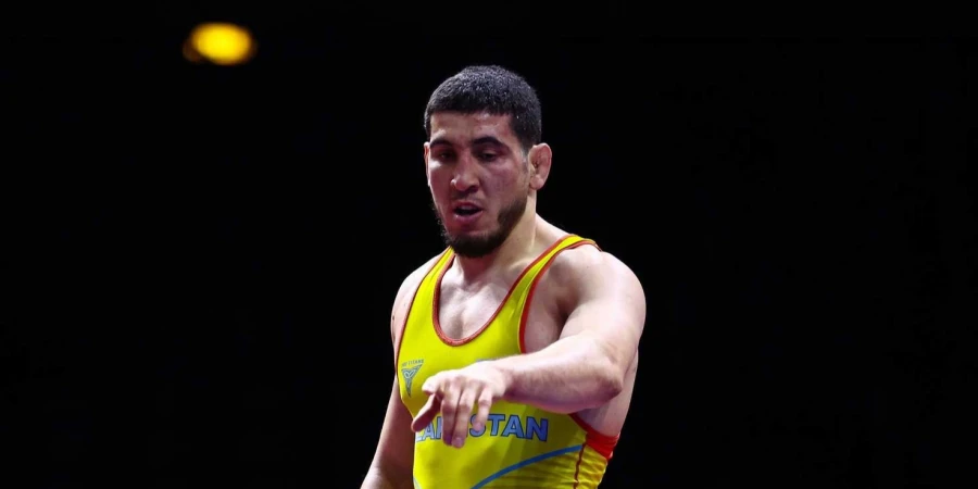 Казахстанский борец пробился в полуфинал чемпионата Азии по борьбе