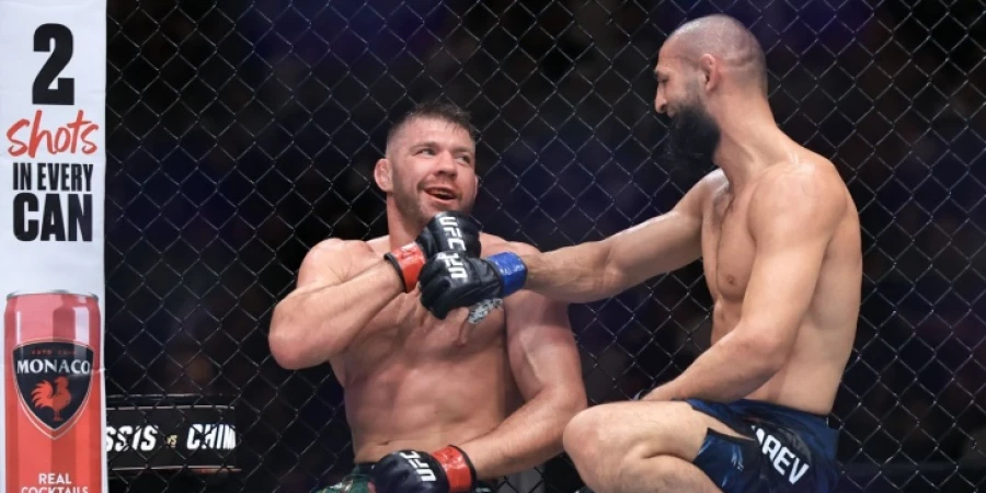 Дрикус дю Плесси высказался после поражения от Чимаева на UFC 319