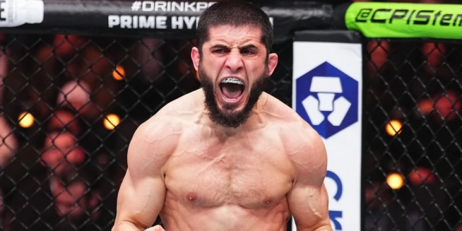 Тренер Махачева обратился к UFC по поводу боя с Топурией