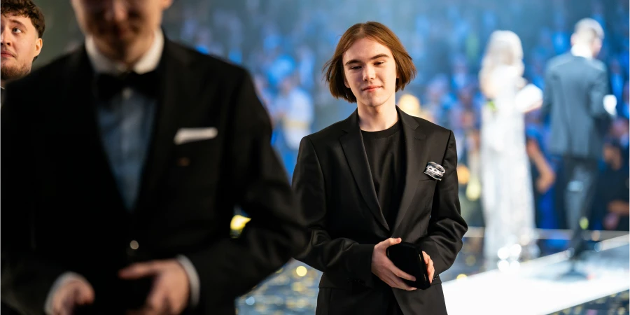 Donk с иронией прокомментировал победу в номинации HLTV Awards