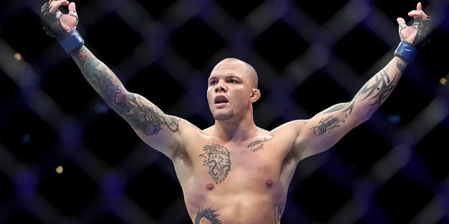 Экс-претендента на титул UFC арестовали в США