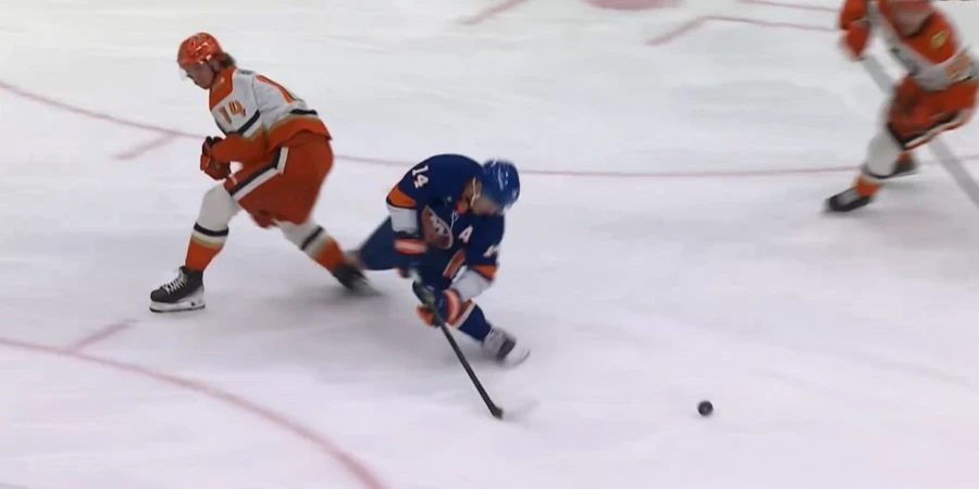 Форвард «Айлендерс» получил неприятную травму