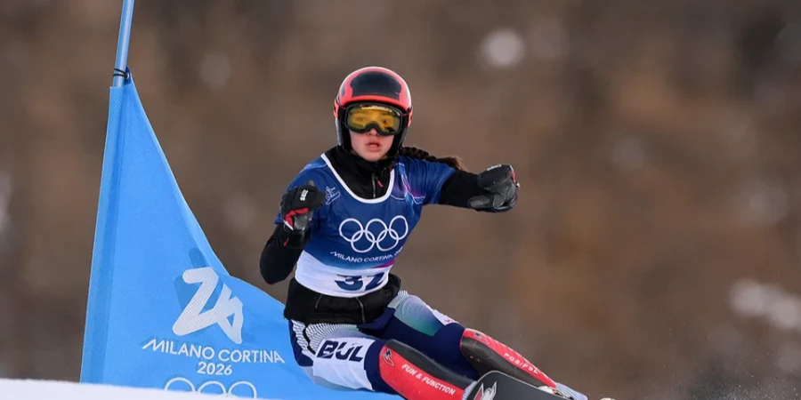 16-летнюю участницу ОИ-2026 снес пьяный турист на горнолыжном склоне