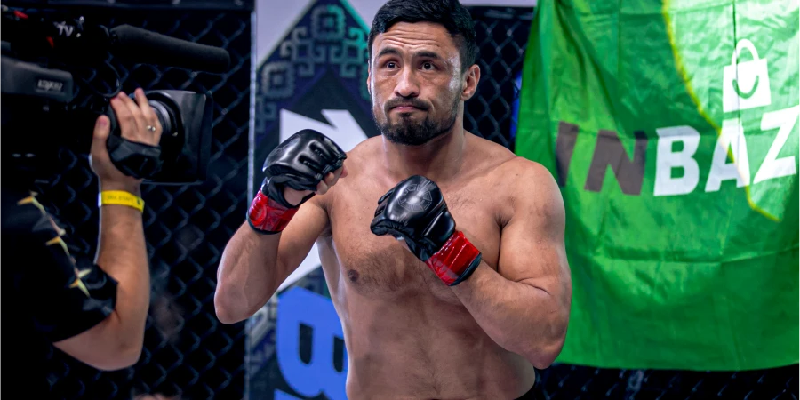 Нокаутер из Узбекистана завершил бой за 8 секунд