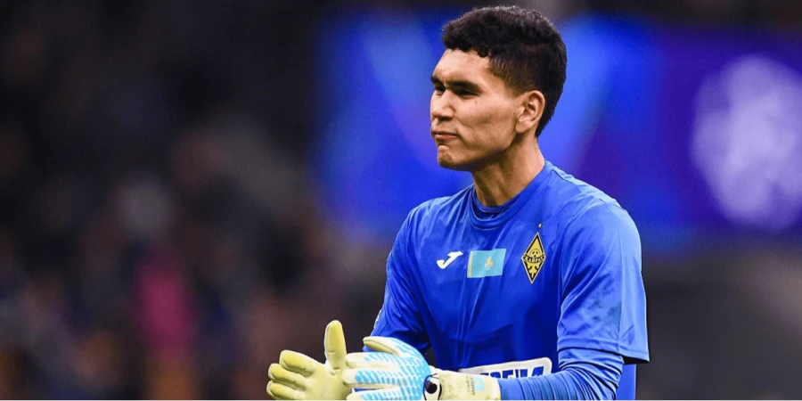 «Қайрат» қақпашысымен келісімшарт мерзімін ұзартты