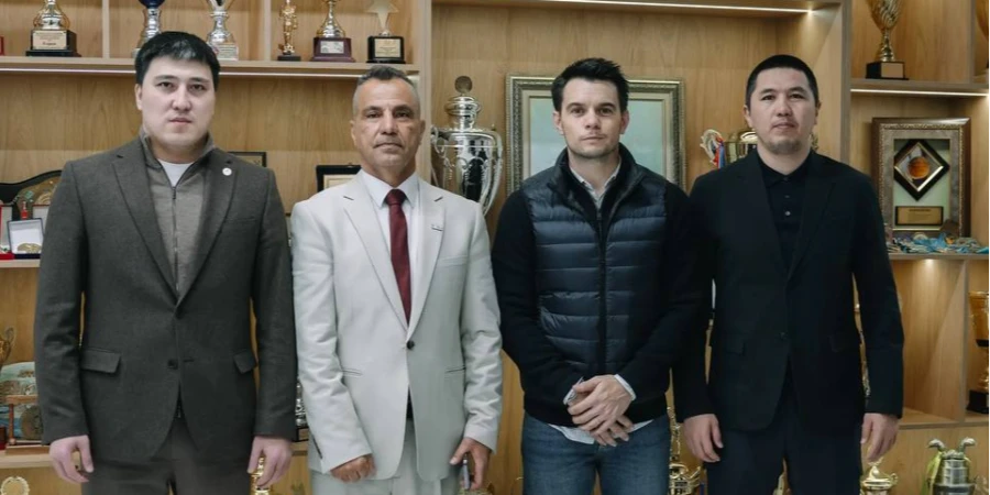 ҚБФ Ирак бокс федерациясының өкілдерін қабылдады