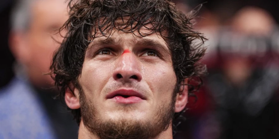 Лидер рейтинга UFC начал подготовку к чемпионскому бою