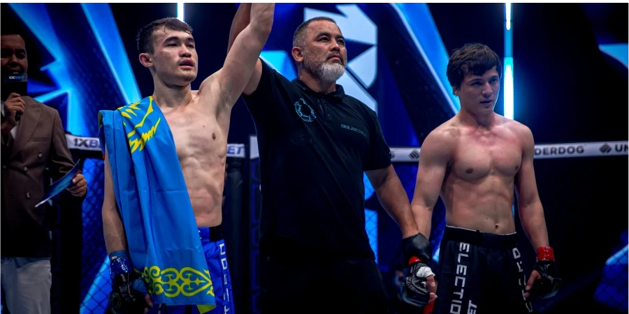 Қазақстандық файтер қарсыласын қылқындыру әдісімен жеңді