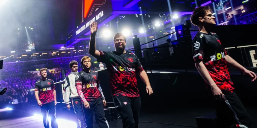 Thorin сомневается, что FaZe готовы подписывать звездных игроков