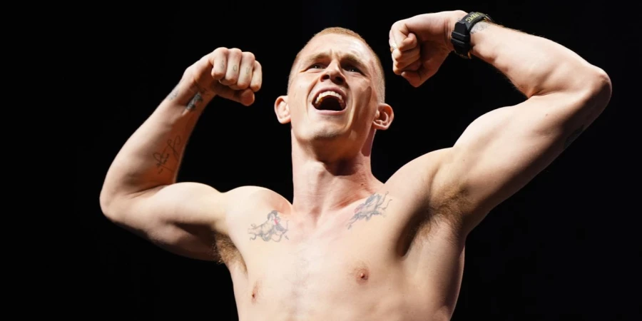 «Не пытайся тянуть время»: Гарри поставил ультиматум чемпиону UFC