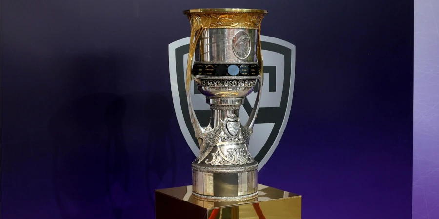 Битву за главный трофей КХЛ продолжают восемь команд, среди которых шесть его обладателей