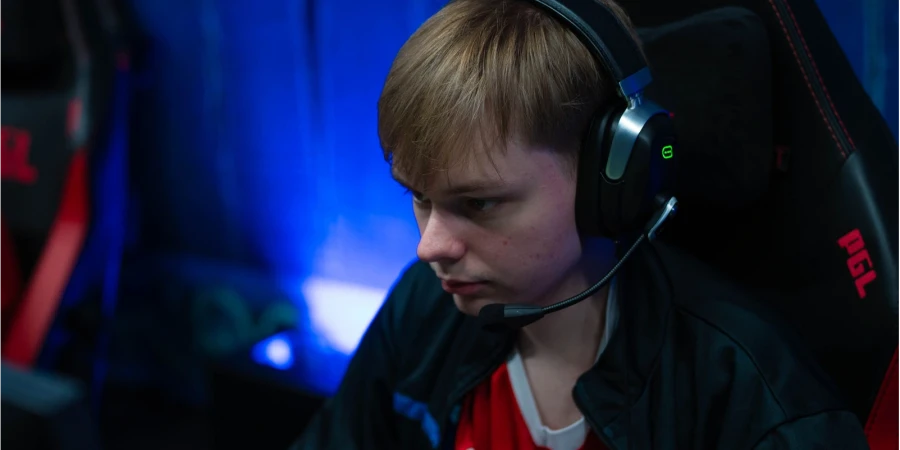 Два игрока близки к переходу в Aurora Gaming