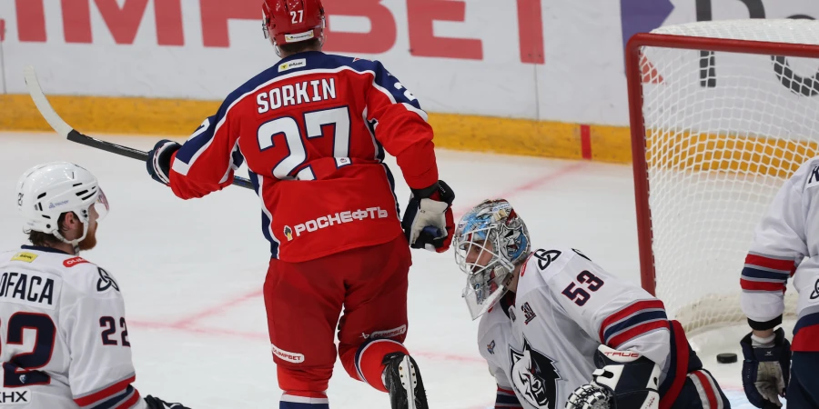 Разгром в Сочи, суперкамбэк в Казани, «футбол» в Москве