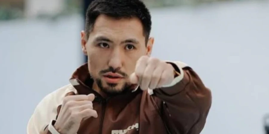 Жәнібек Әлімханұлы WBO рейтингінде көш бастады