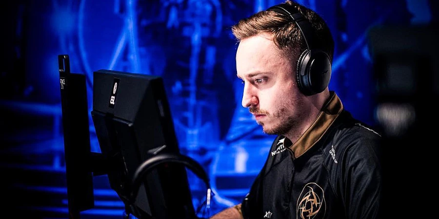 GeT_RiGhT хочет, чтобы donk побил его рекорд по наградам MVP