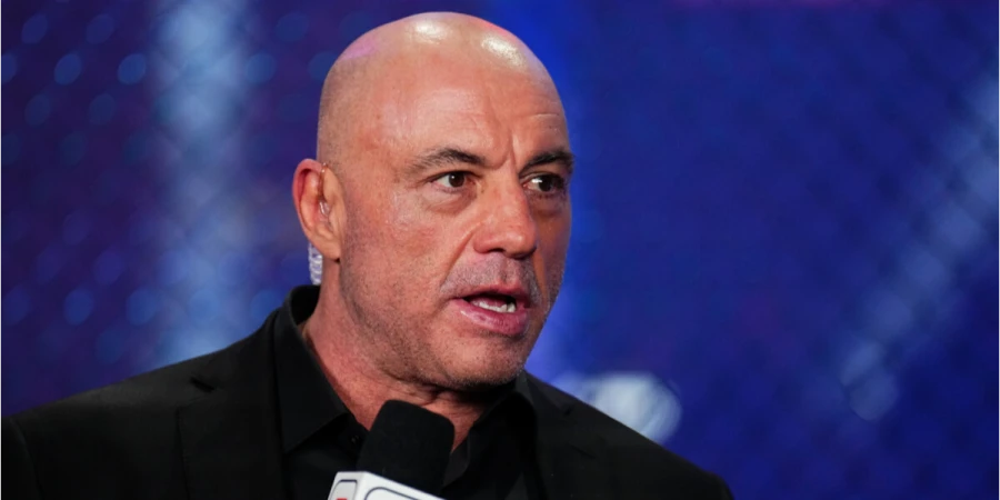 Джо Роган пропустит UFC 318. Подробности