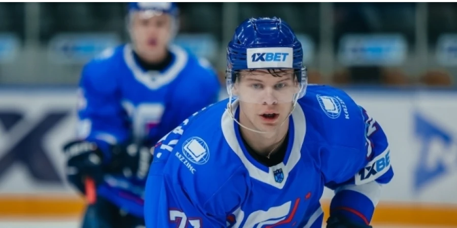 Талантливый казахстанский хоккеист определился с клубом после приглашения в «Барыс»