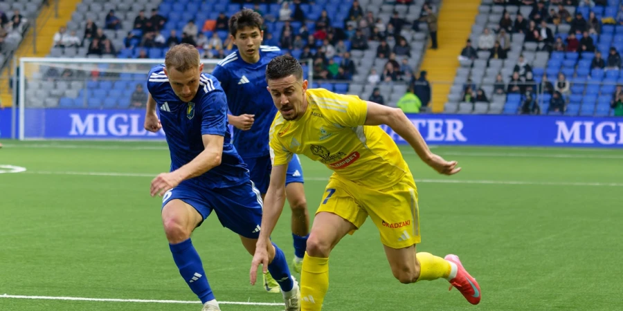 «Кайсар» — «Женис», «Астана» — «Жетысу»: прямая трансляция матчей КПЛ