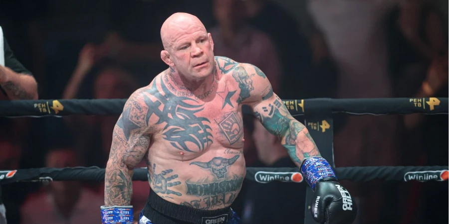 54-летний экс-боец UFC хочет провести один бой до завершения карьеры