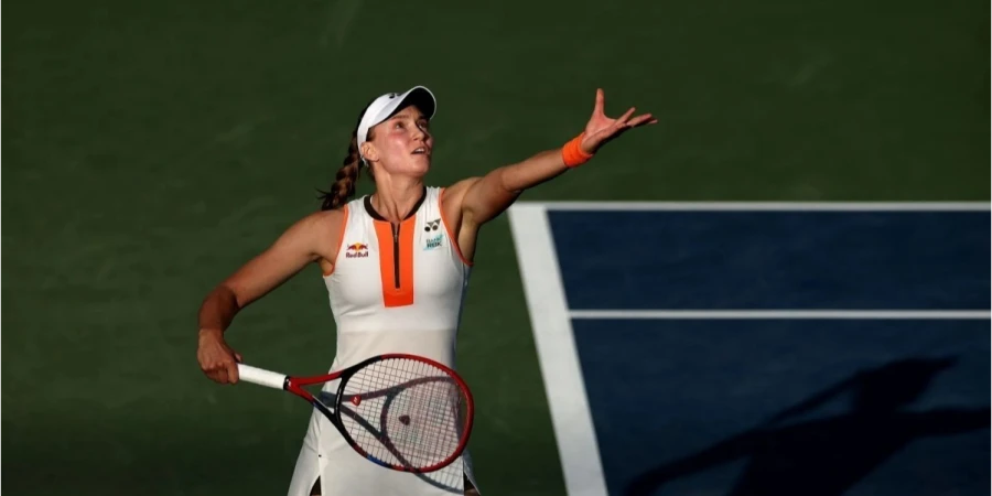 Рыбакина обратилась к фанатам после победы сборной мира