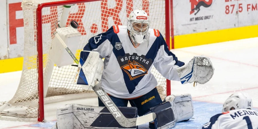 Амирбеков отразил 18 бросков и вывел «Магнитку» к победе