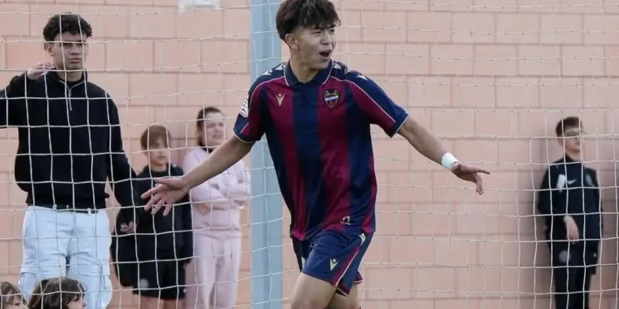 17 жастағы қазақстандық шабуылшы Ла Лига клубымен ұзақ мерзімді келісімшартқа қол қойды