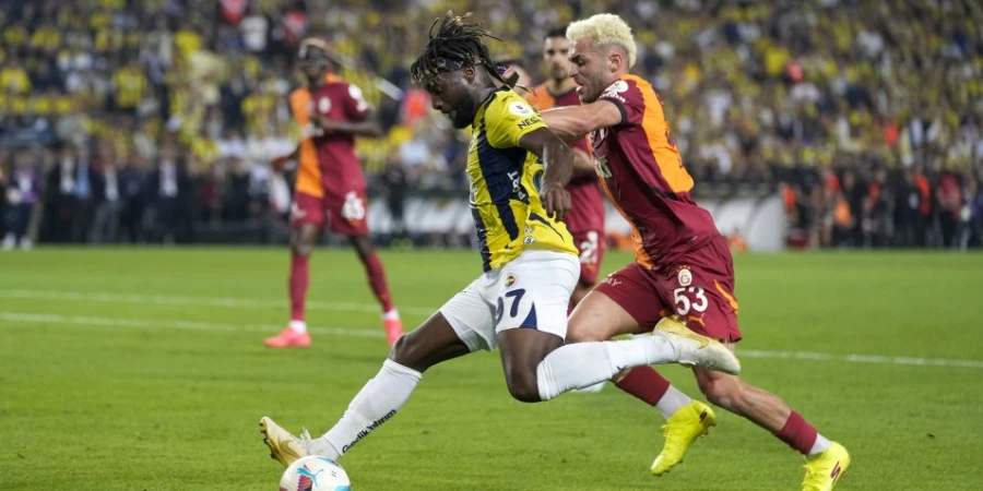 Дисквалифицированы сразу полторы сотни арбитров