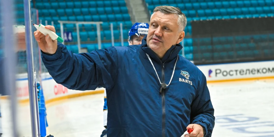 Всплыла правда о нашумевших историях вокруг экс-главного тренера «Барыса»
