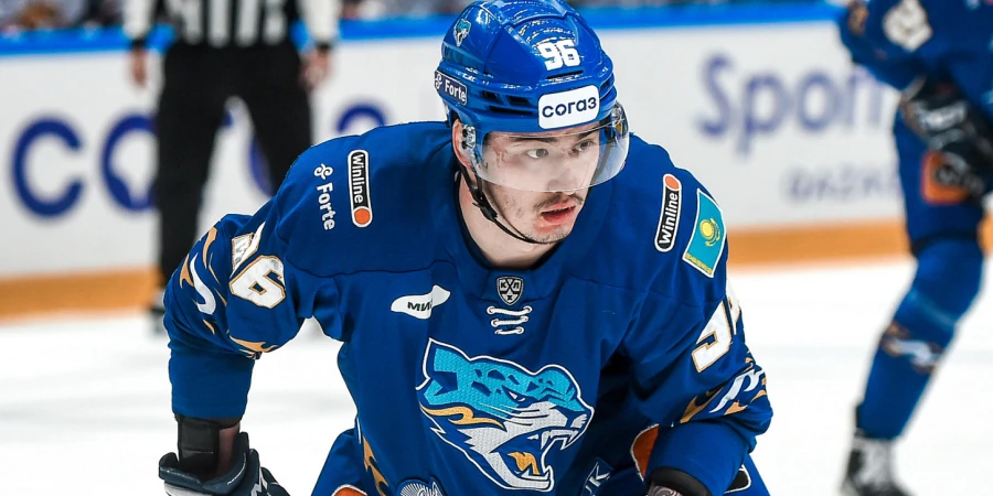 Игрок «Барыса» получил признание КХЛ после поражения от «Амура»