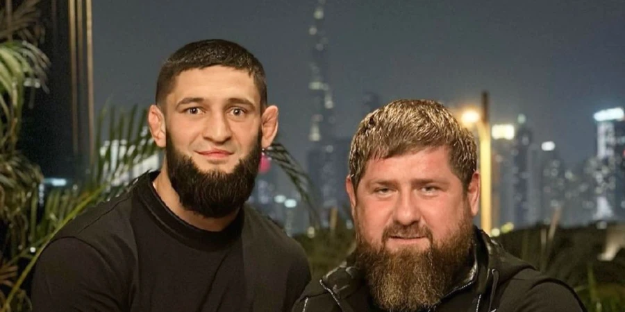 Рамзан Кадыров поздравил Хамзата Чимаева с завоеванием титула UFC