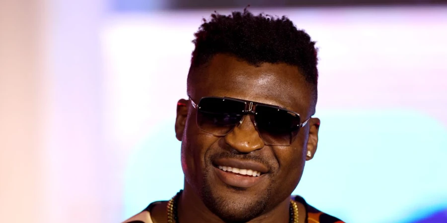 Бывший чемпион UFC в скором времени вернется в ММА