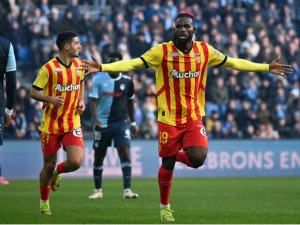 «Ланс» — «Гавр»: возвращение «кроваво-золотых» на вершину таблицы чемпионата Франции