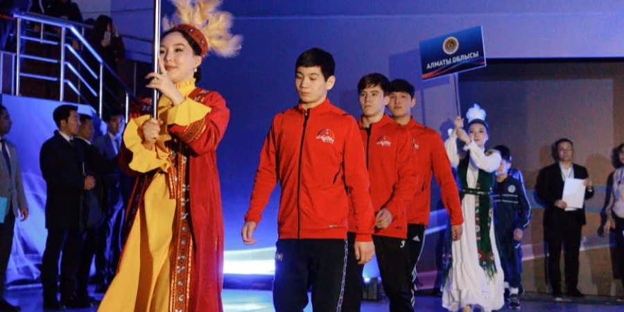 Тараз қаласында күрес түрлерінен ел біріншілігі басталды