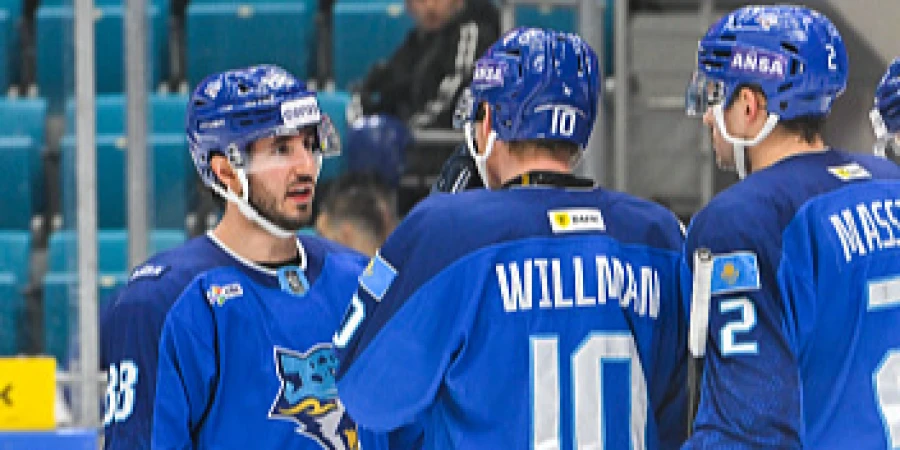 Восьмая победная раздевалка столичного «Барыса». ВИДЕО