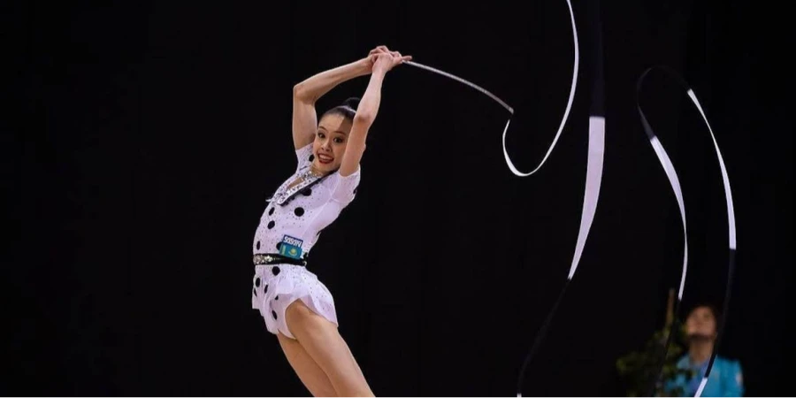 Гимнастка из Казахстана вошла в топ-10 лучших на этапе Кубка мира в Италии